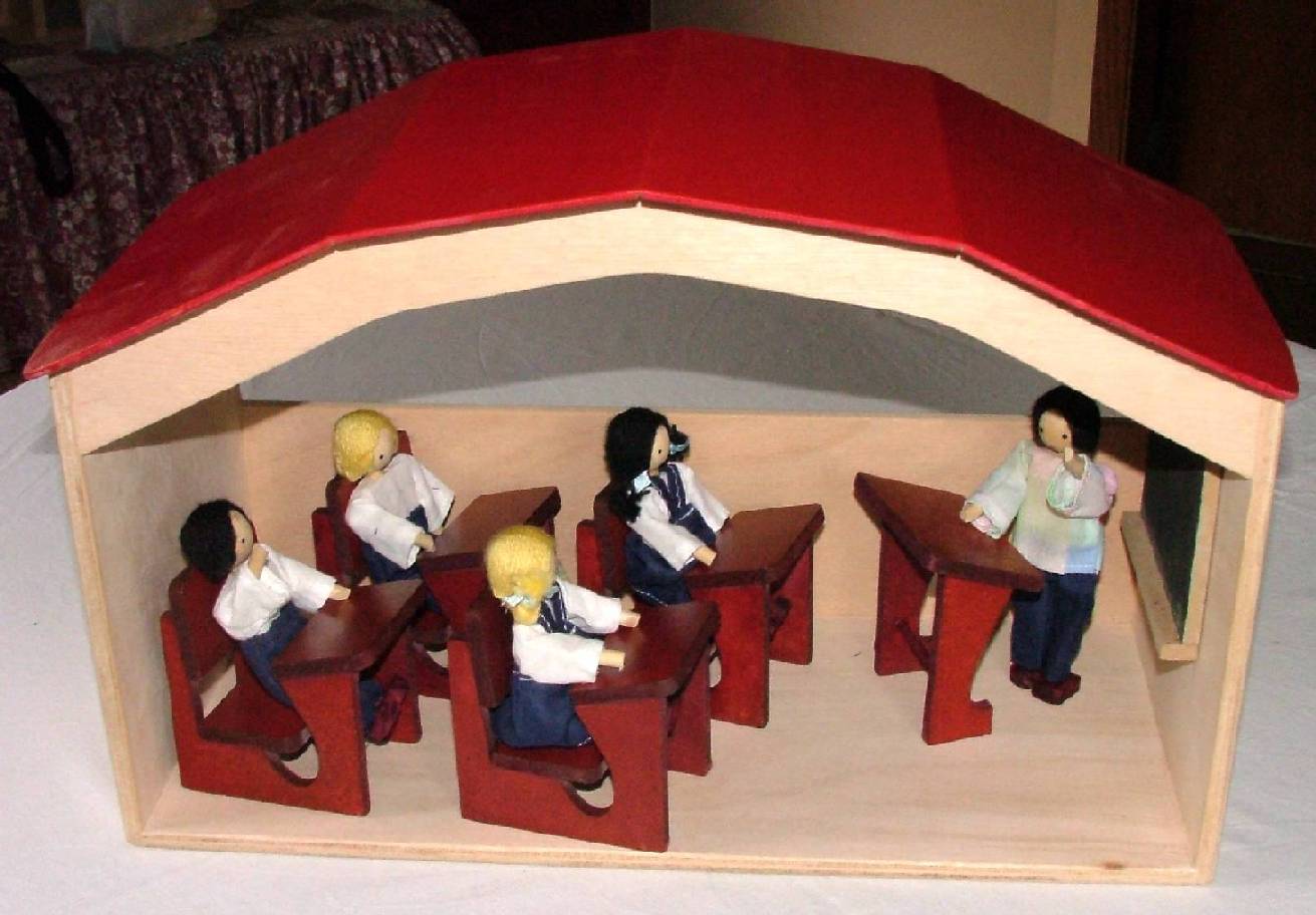 [Escola4alunos.jpg]