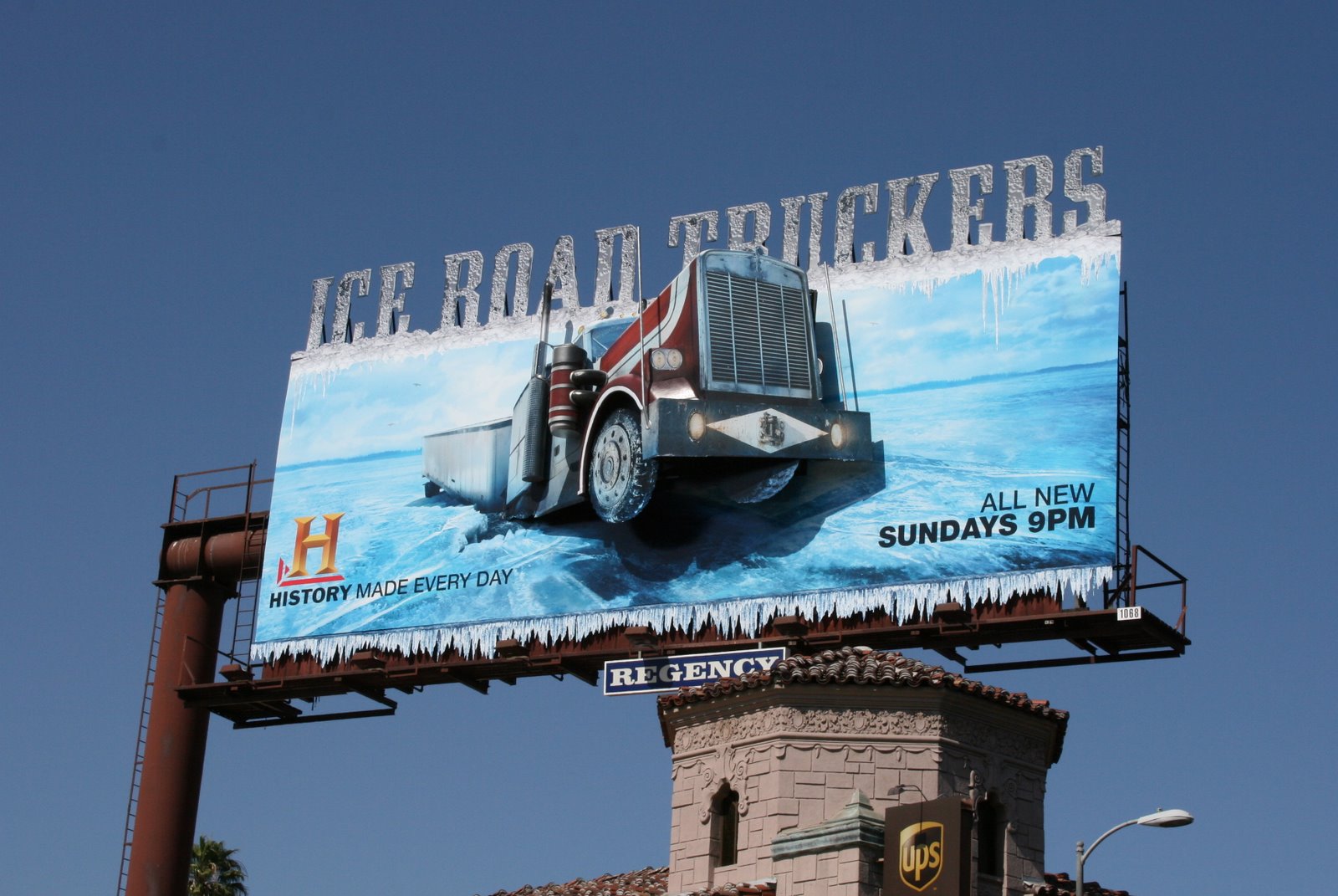 [Ice+road+Truckers+HIstory+channel+billboard.JPG]
