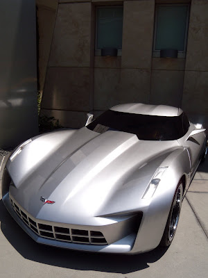 Corvette Stingray Sideswipe on What Car Is Sideswipe In Transformers 2
