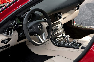 2010 Mercedes SLS AMG Gullwing