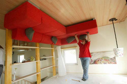 [Upside-Down-House-Installation-In-Germany-005.jpg]