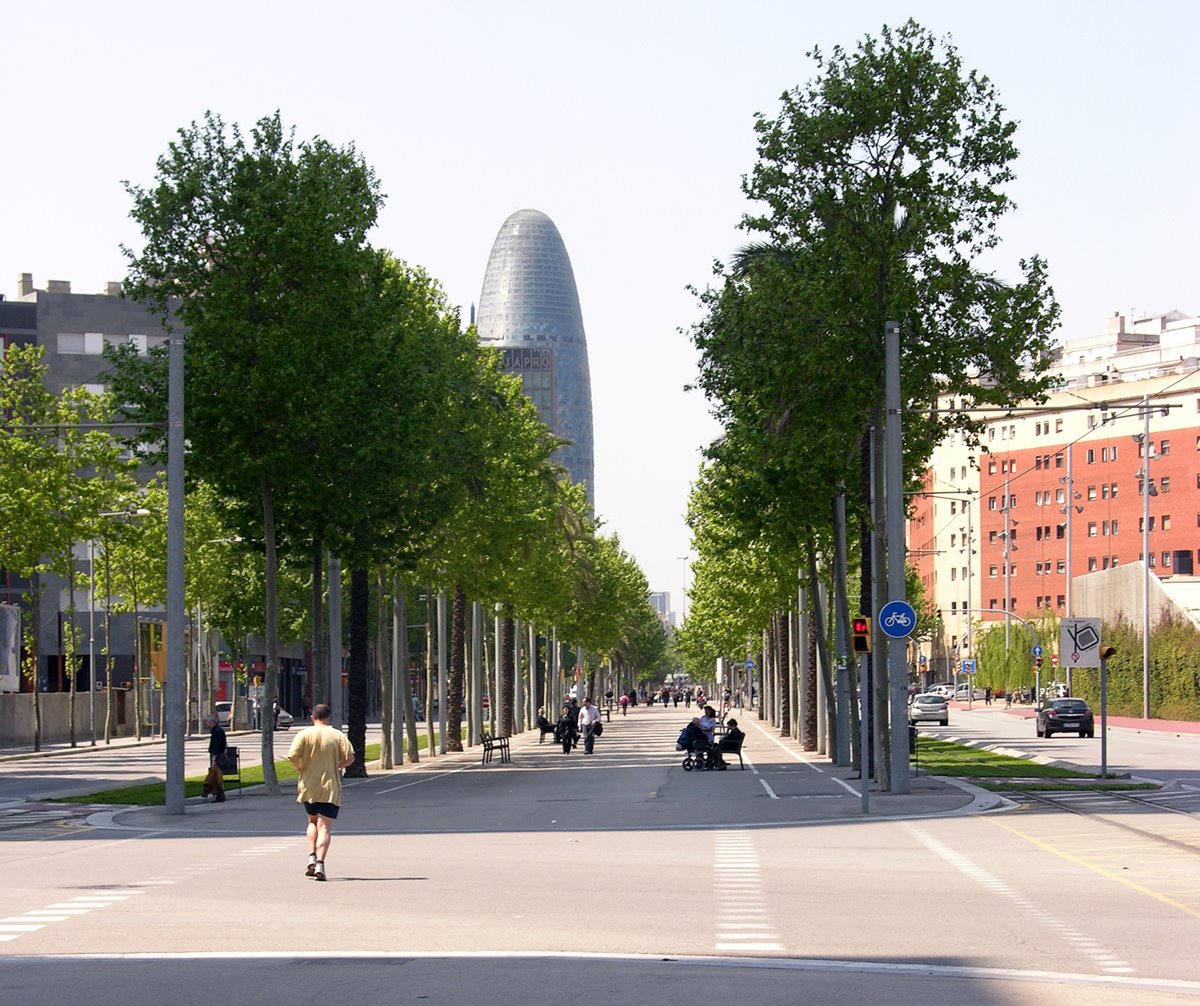 [090422-FGB-Nouvel-Parc-TorreAgbar.jpg]