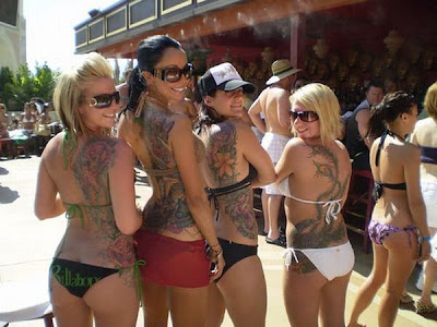 tattooed girls. tattooed girls.