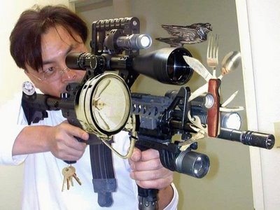 [crazy+gun+weapon.jpg]