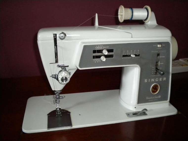 1965 Singer 600E Touch and Sew