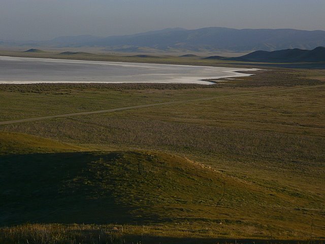 [L1040758-1.JPG]