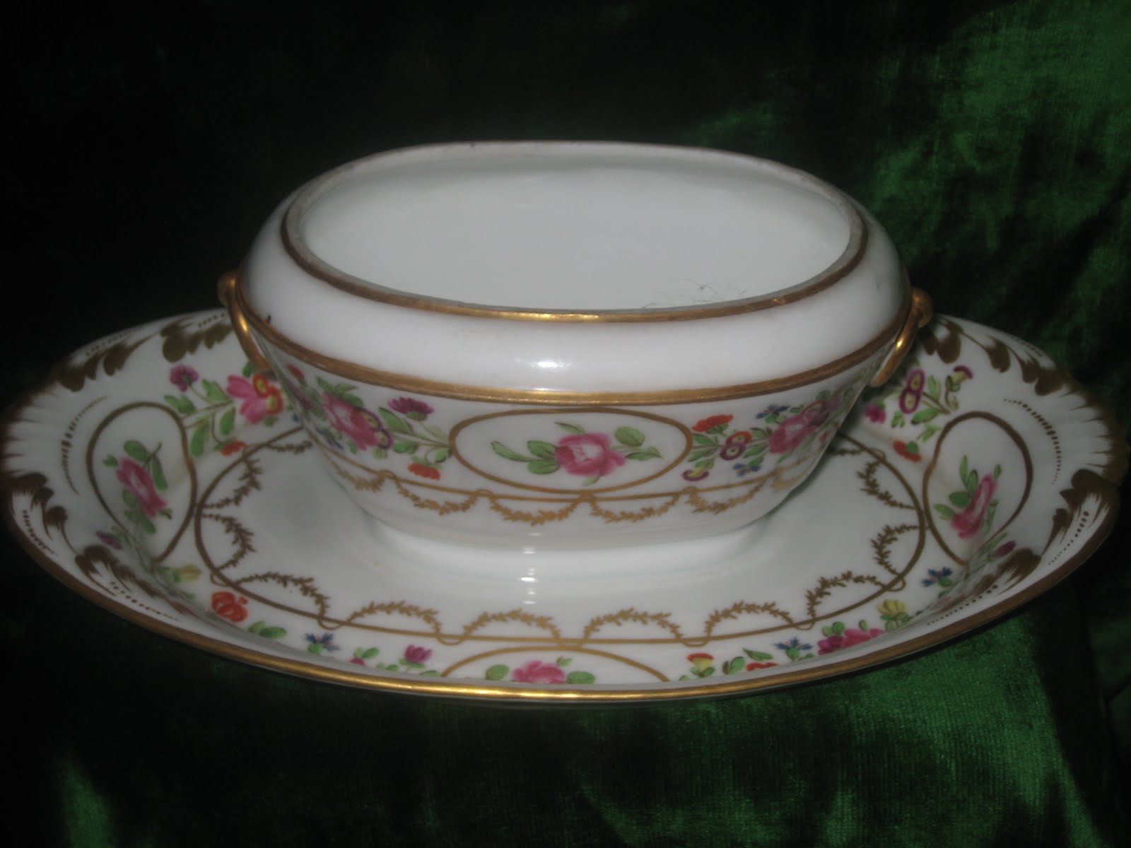 Southern Folk Artist & Antiques Dealer/Collector Old Paris porcelain