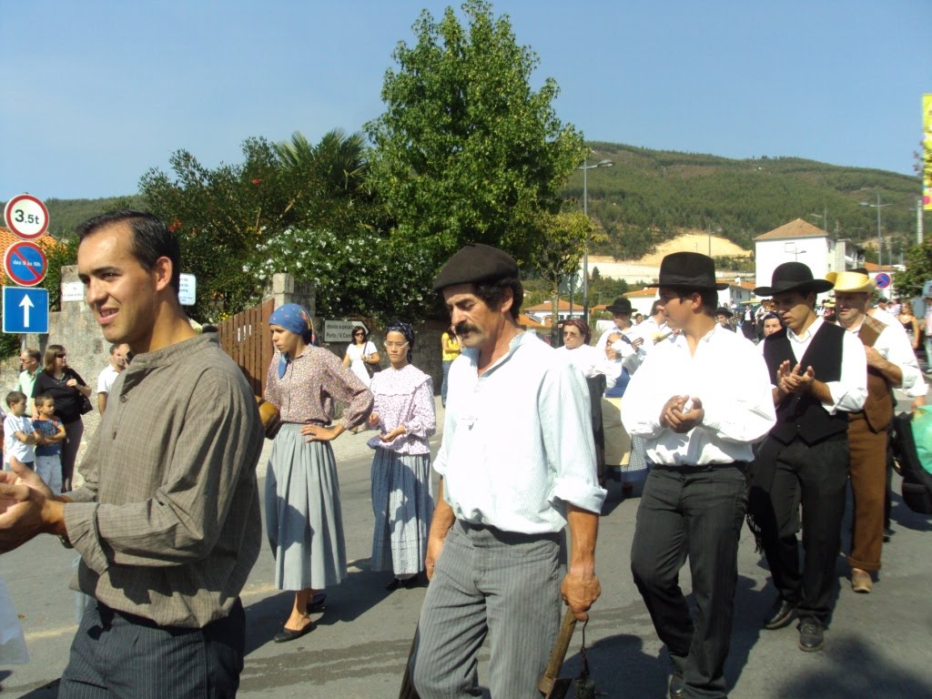 [3.JPG]