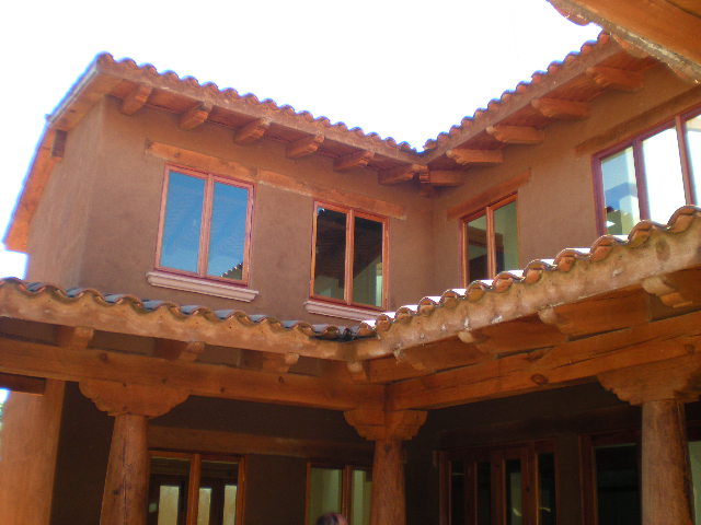 MEXATUA BIENES RAICES: Casa Colonial con Patio Central y Jardin en el