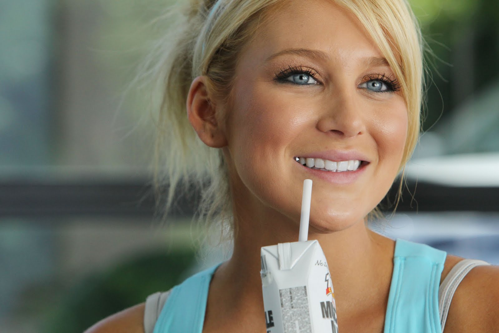 Hills Freak Stephanie Pratt &quot;Muscle Milk Light&quot; Women�s