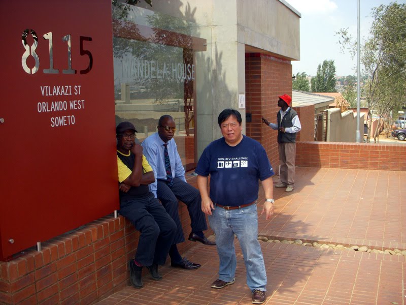 [Mandela+House+01.jpg]