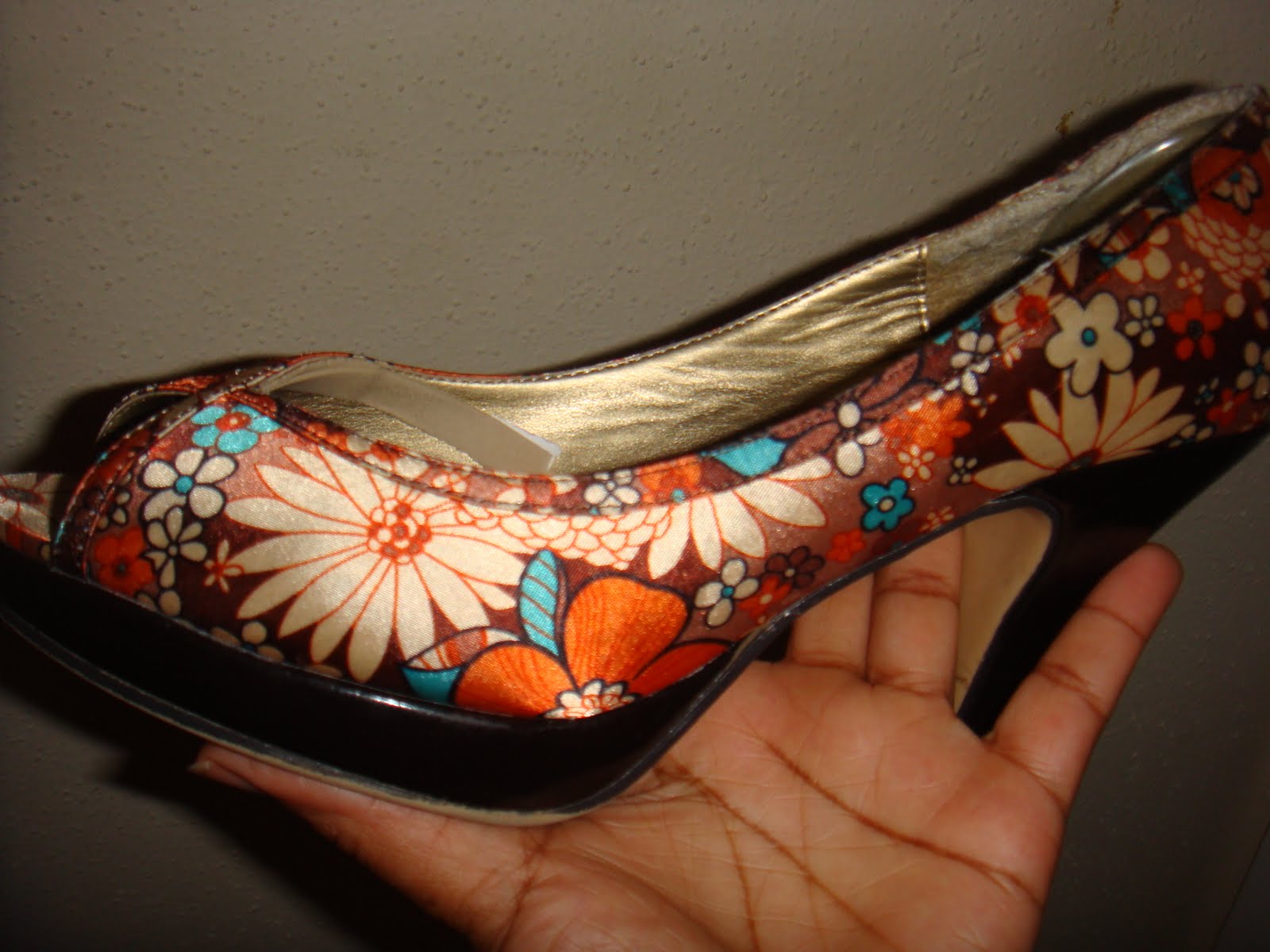$150 dollar Antonio Melani