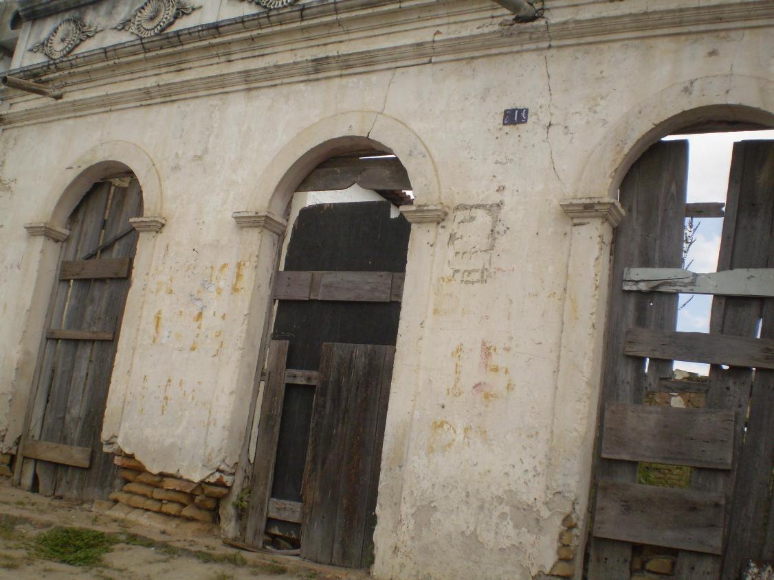 [Fachada+Delmirense+2.JPG]