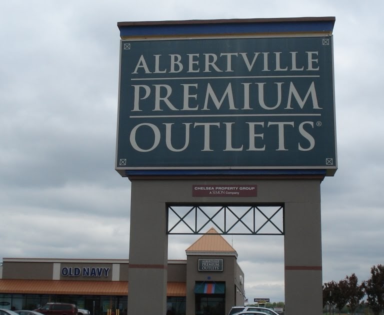 Albertville Premium Outlets