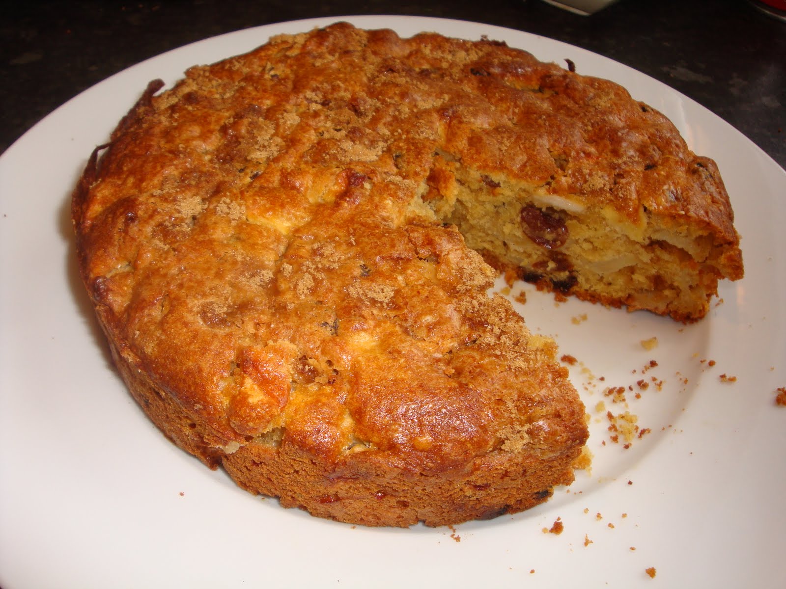 MillieBead Apple and Sultana Cake