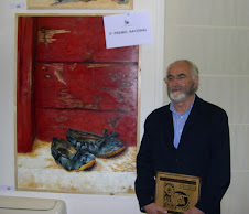 Noticias de prensa: El pintor junto a su obra: