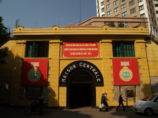 [hanoi-hilton-13.JPG]