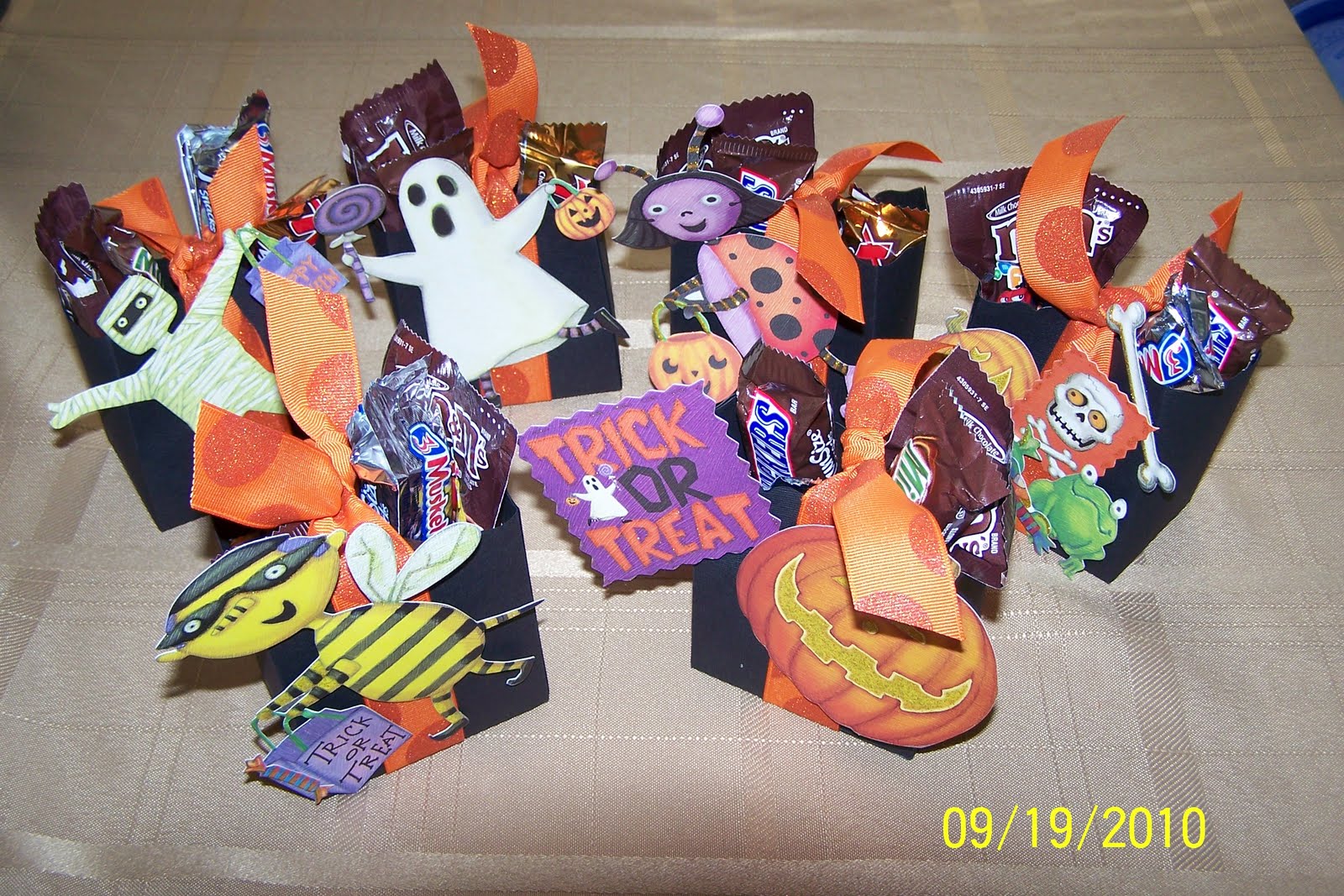 Dees Divine Designs Stampin' Up Fancy Favor Halloween Treat Boxes