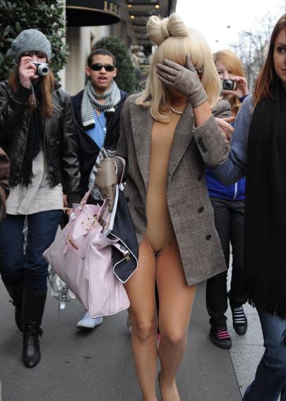 [lady_gaga_naked_on_the_streets_of_parisn.jpg]