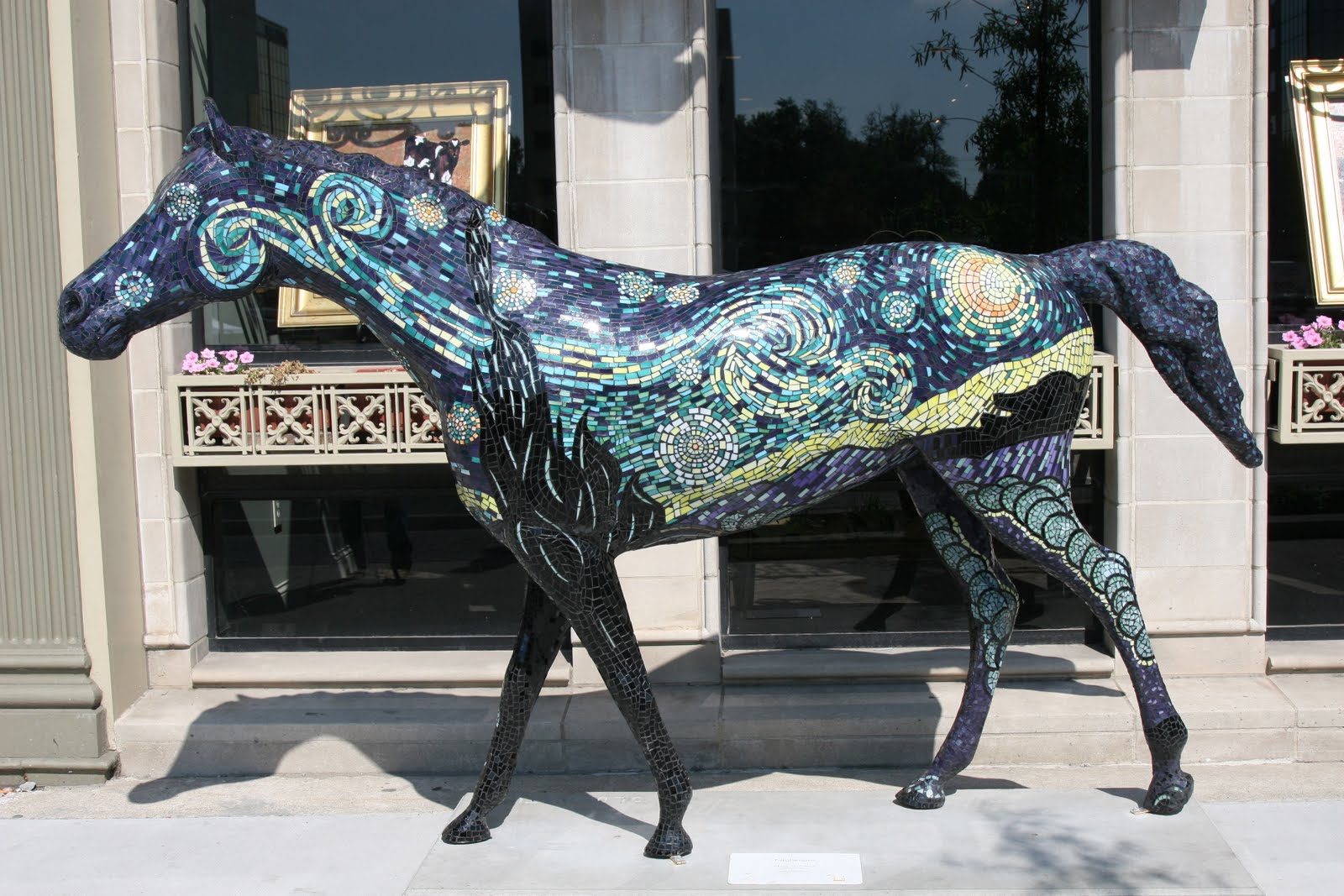 PAINTED HORSES (in fiberglass) on Pinterest Statues, Horses and Horse Art