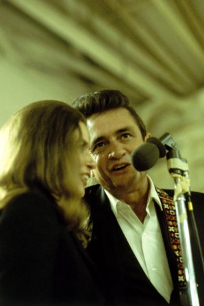 Johnny+cash+middle+finger+picture+story