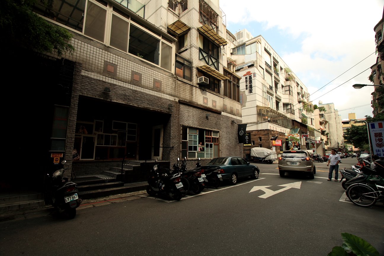 [Copy+of+IMG_3888.JPG]