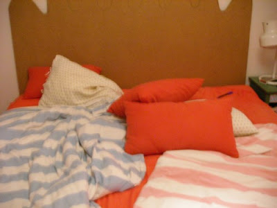hecho a mano, cabecero , cama, vinilos