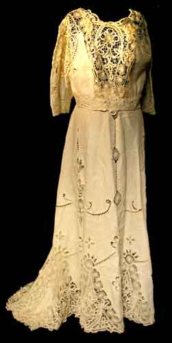 [098-LOA21843-01.jpg]