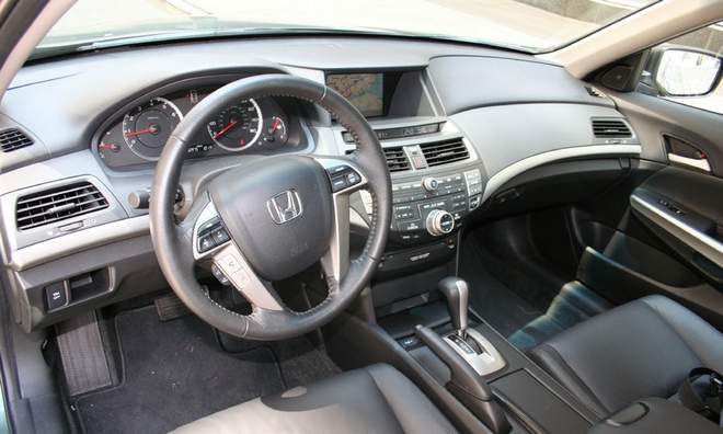 Auto Entertaintment And Lifestyle Honda Accord 2010 Sedan