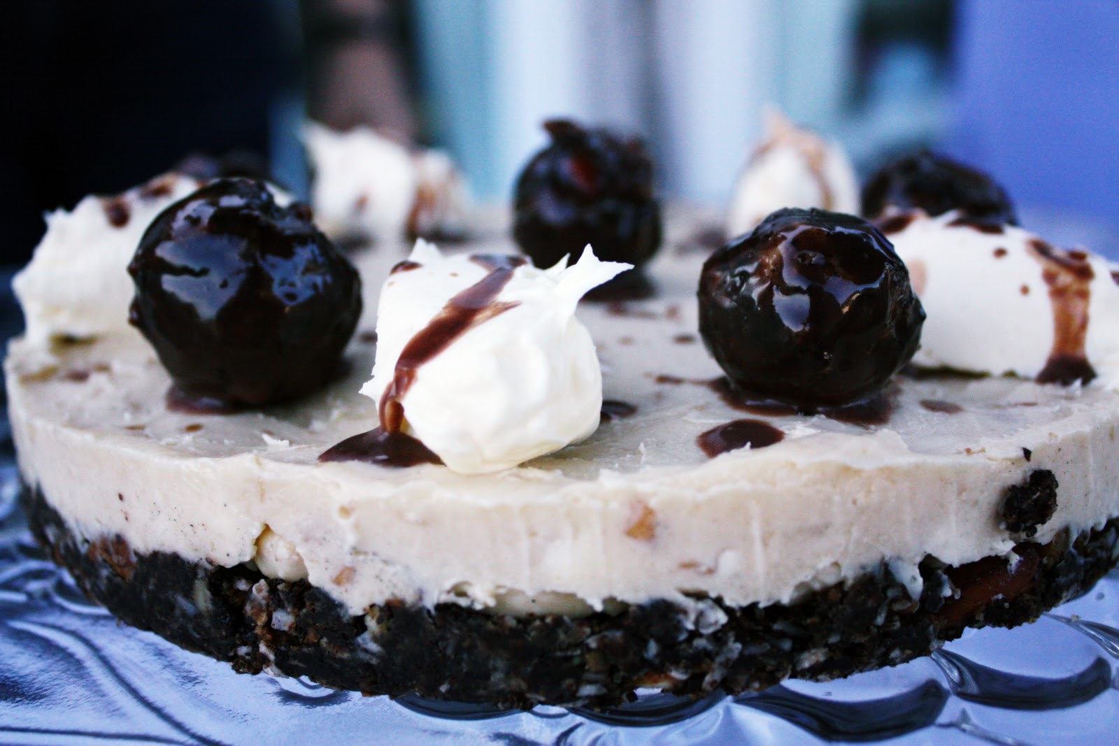 Delissimon Peanut Butter Cheesecake with Gluten Free Base