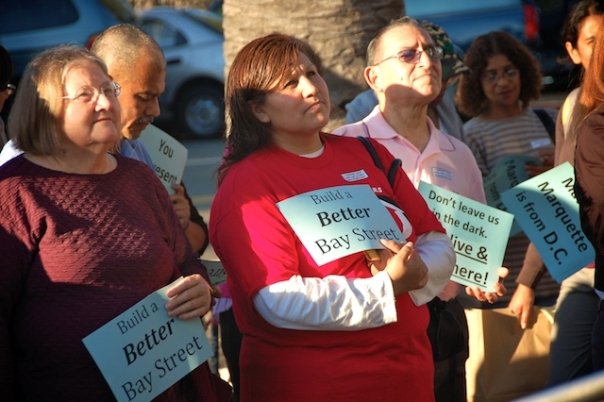 [7633_580649970658_1701386_34659678_7736084_n.jpg]