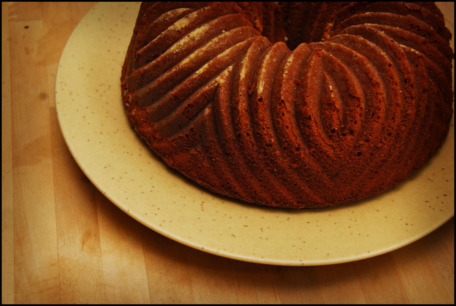 [unfrosted+cake.jpg]