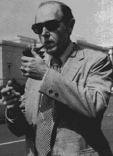 e. howard hunt dead at 88 e. howard hunt dead at 88