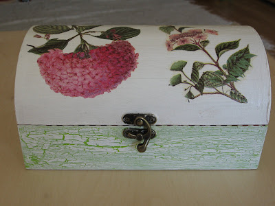Caixa de madeira: decoupage