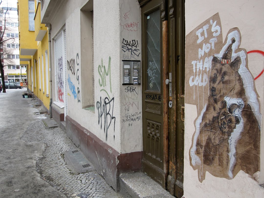 [Germany+0210+11_ice_berlin_bear.JPG]