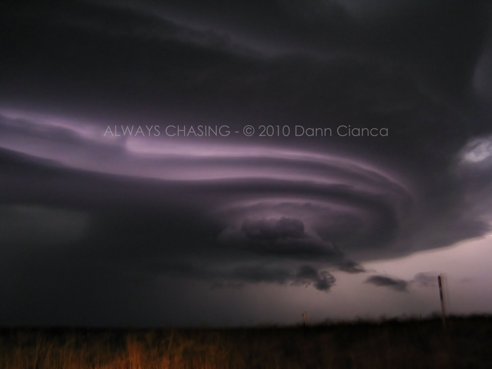A wall cloud forming Wall cloud, Clouds, Phenomena