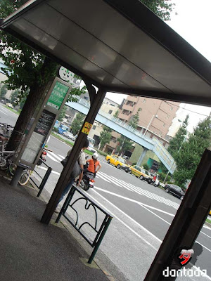 bus stop by dantada