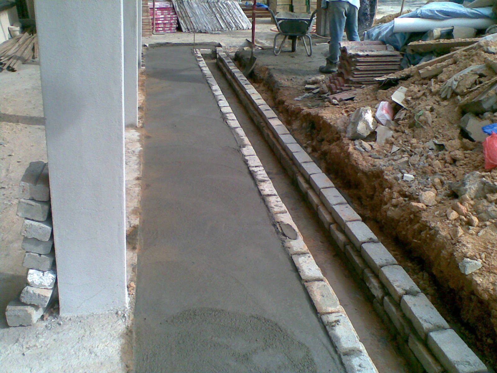 Goblin Resources Building Apron, Surface Drainage And External Flat