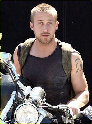 ryan-gosling-muscle-man-10.jpg