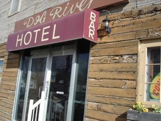 [dogriverhotel]