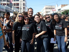 Funcionários da Câmara de João Pinheiro, na campanha de  combate as drogas.