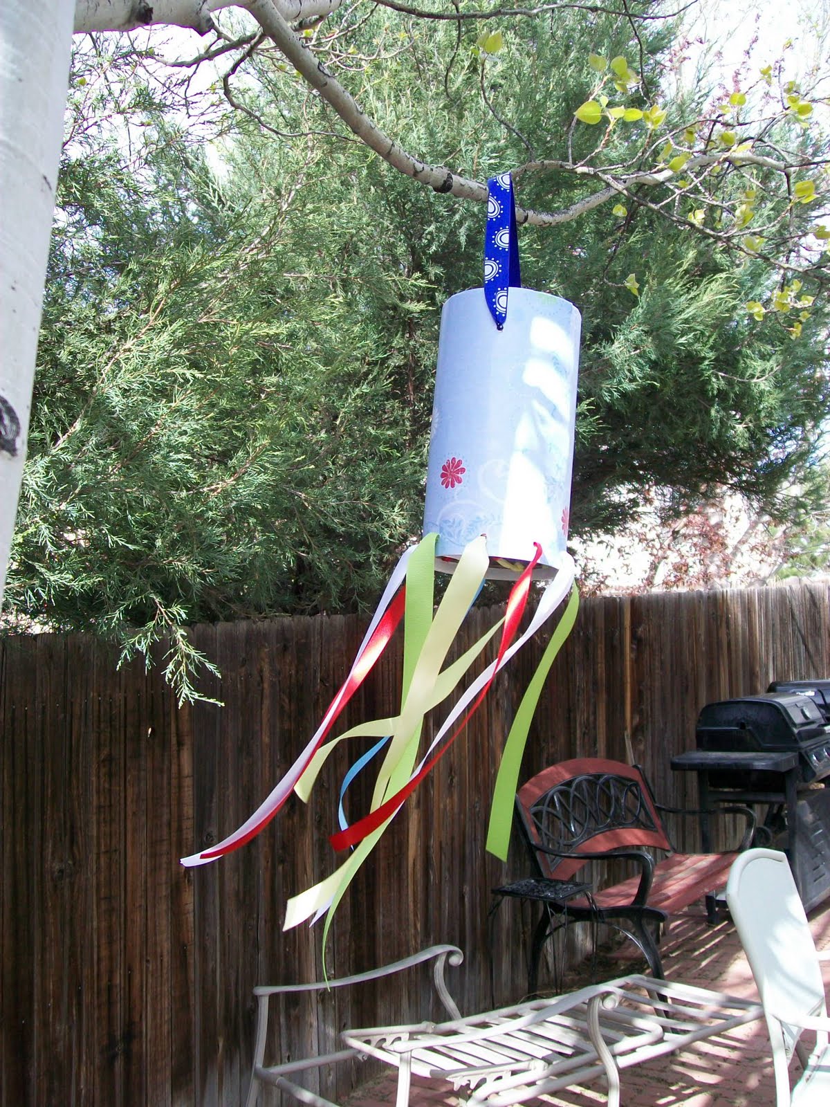 Ways to reuse. Ways to reuse... oatmeal containers!
