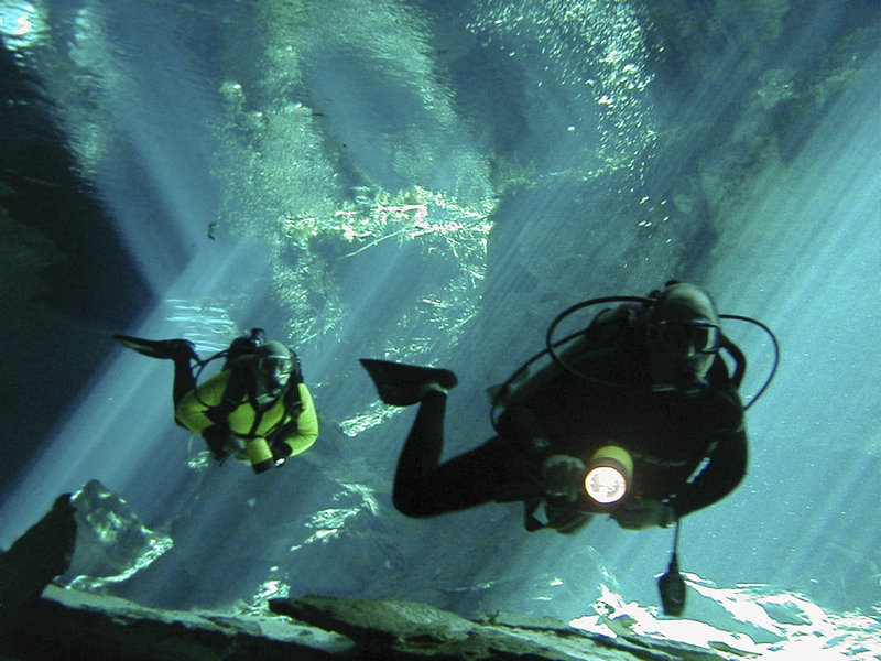 Scuba Diving Blog by Neutral Dive Gear Cave Diving Panic is not an Option