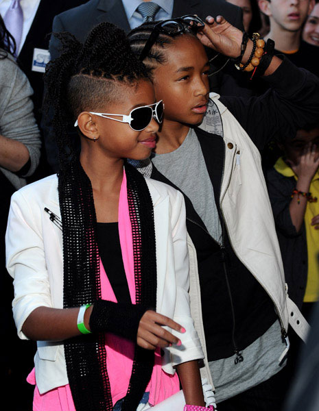 Willow Smith's funky hairstyles, 4.0 out of 5 based on 5 ratings