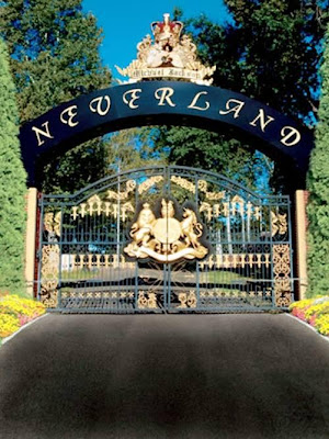 michael+jackson+neverland+entrance+gate.JPG