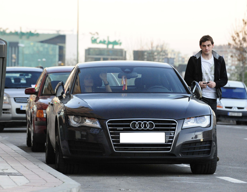 photo of Iker Casillas Audi A6 - car