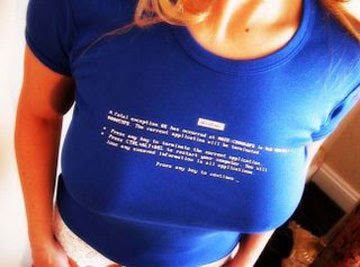 bluescreenofdeathtshirt_01.jpg