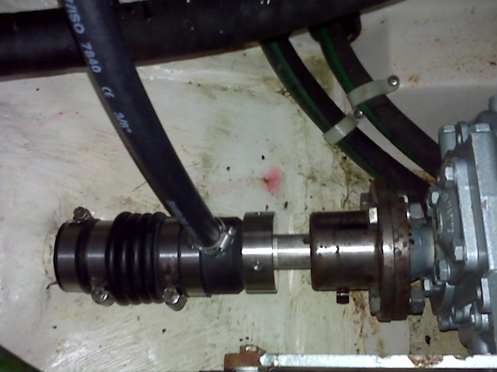 Catalina 36 MK II (S/V Carina) PSS Shaft Seal Install