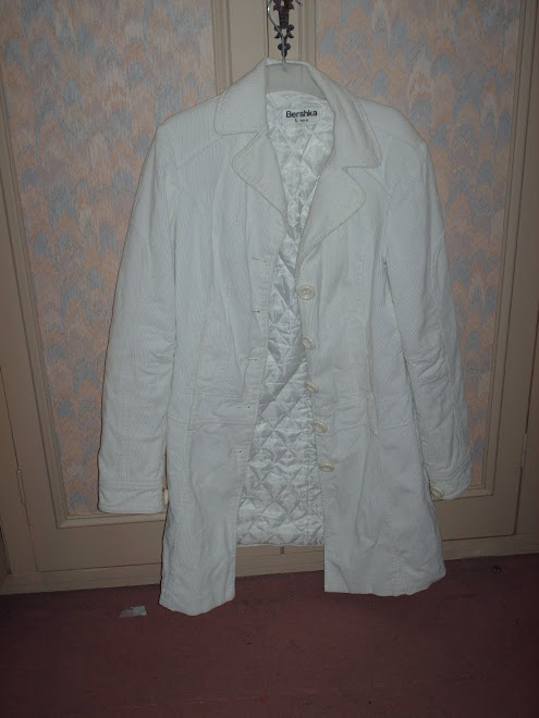 manteau blanc bershka taille M/L