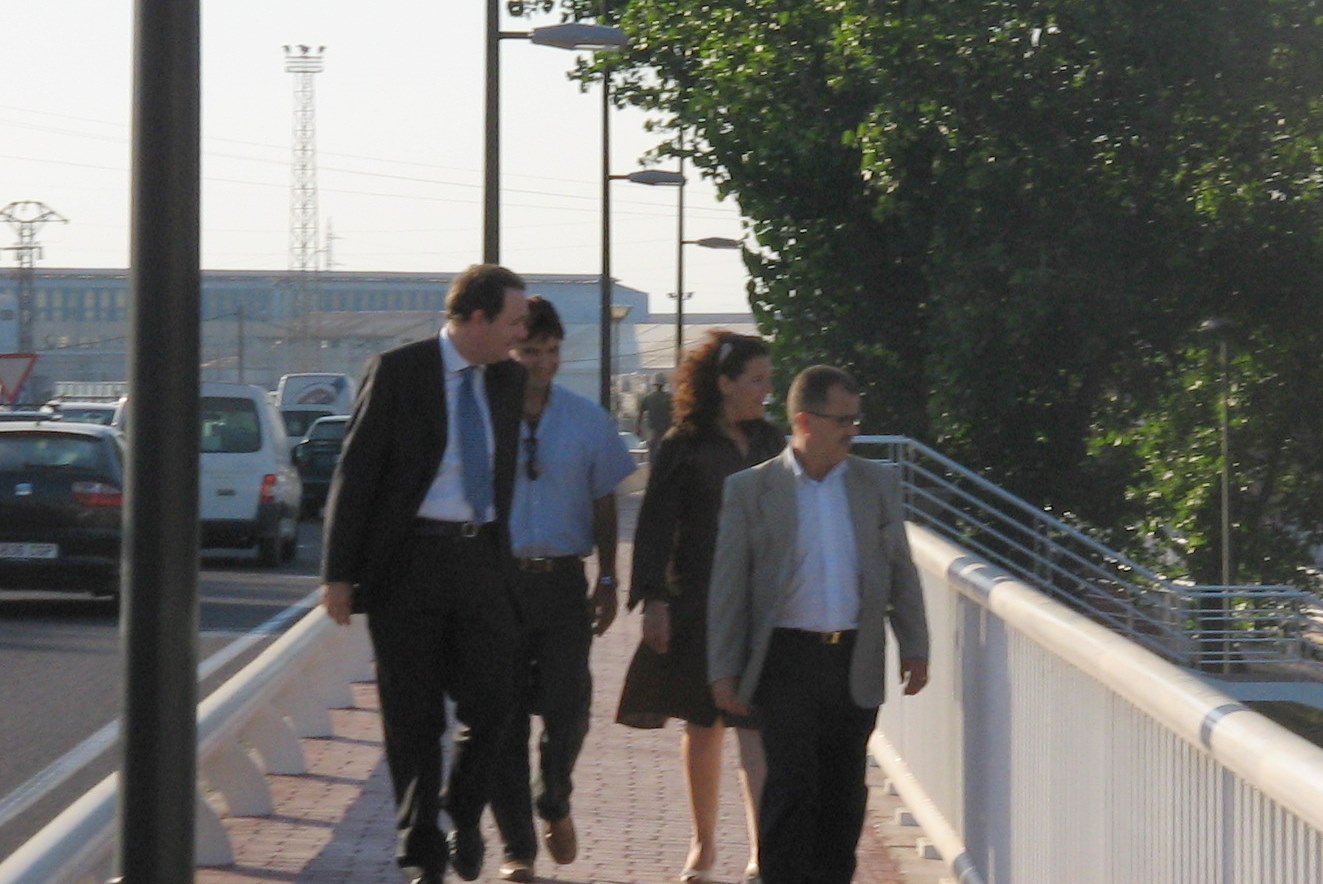 [IMG_0988.JPG]